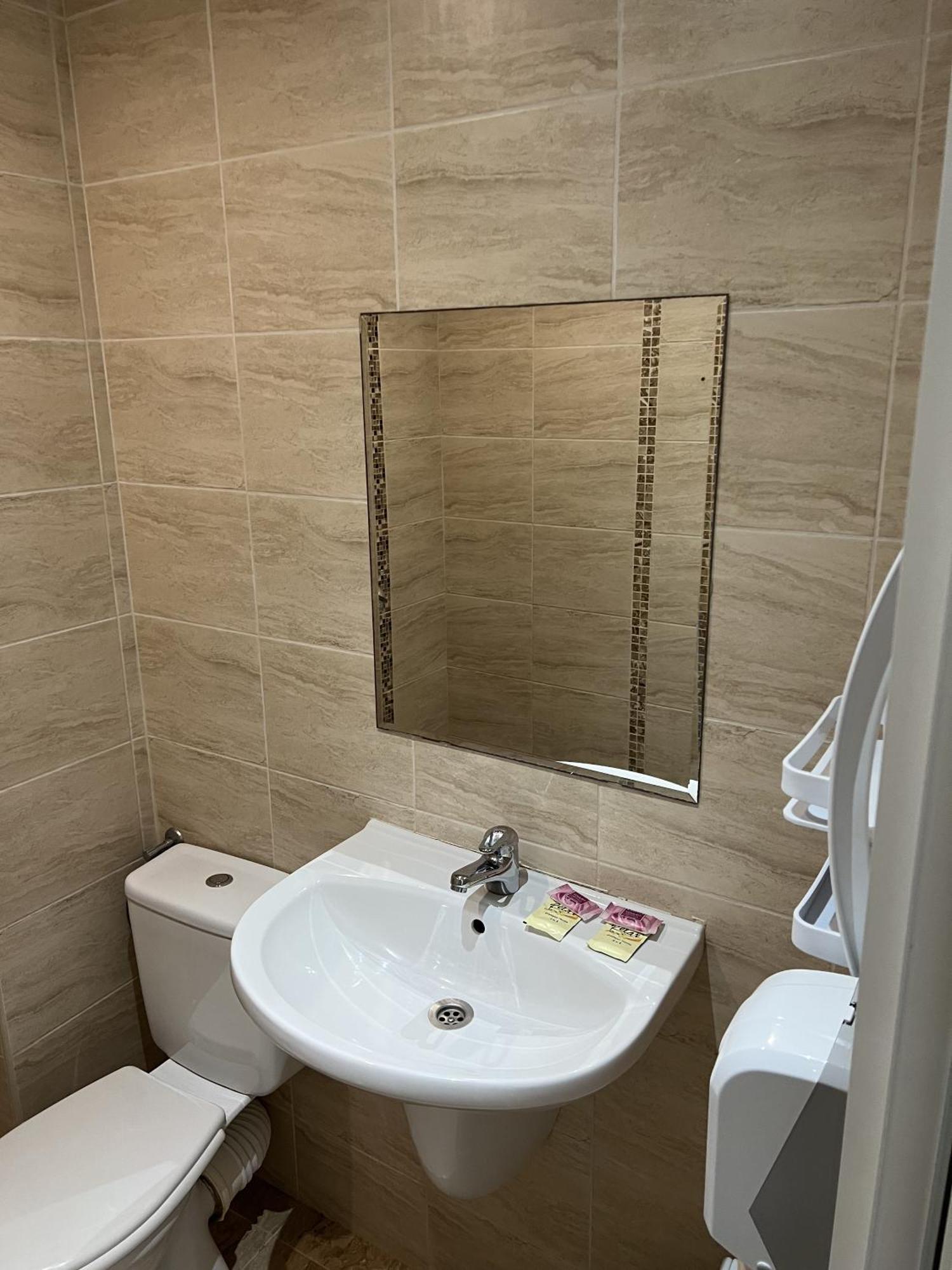 Hotel Surf פרימורסקו מראה חיצוני תמונה