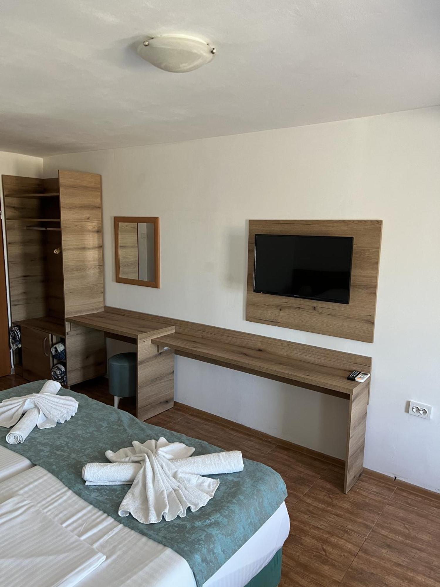 Hotel Surf פרימורסקו חדר תמונה